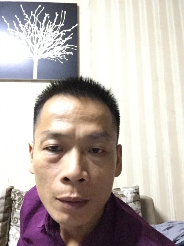 alongzhe的第一张照片--周口相亲服务中心