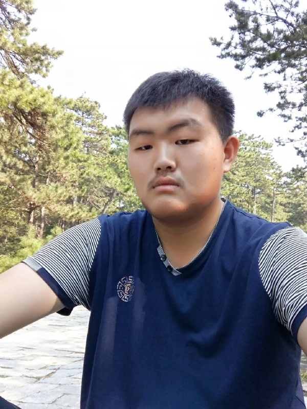 单身小伙的第一张照片--周口相亲服务中心