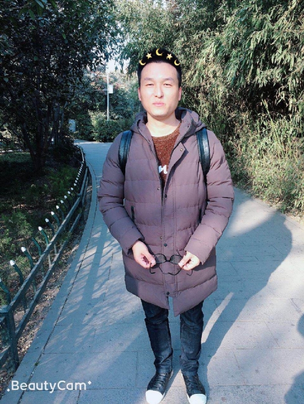 马儿的第一张照片--周口相亲服务中心