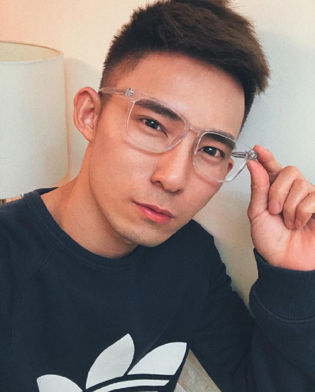 小伟的第一张照片--周口相亲服务中心