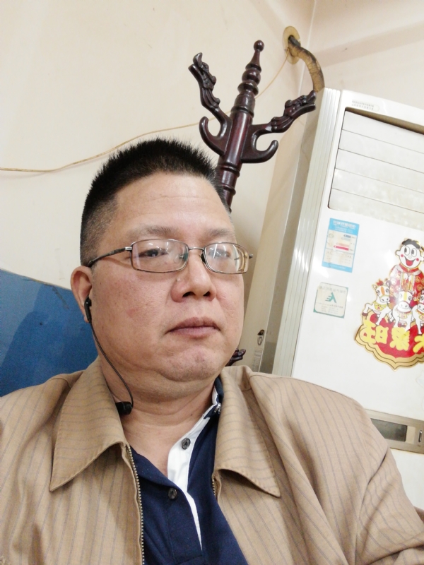 一个人的第一张照片--周口相亲服务中心