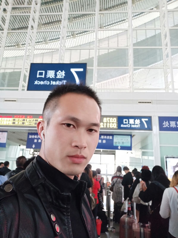 一叶知秋的第一张照片--周口相亲服务中心