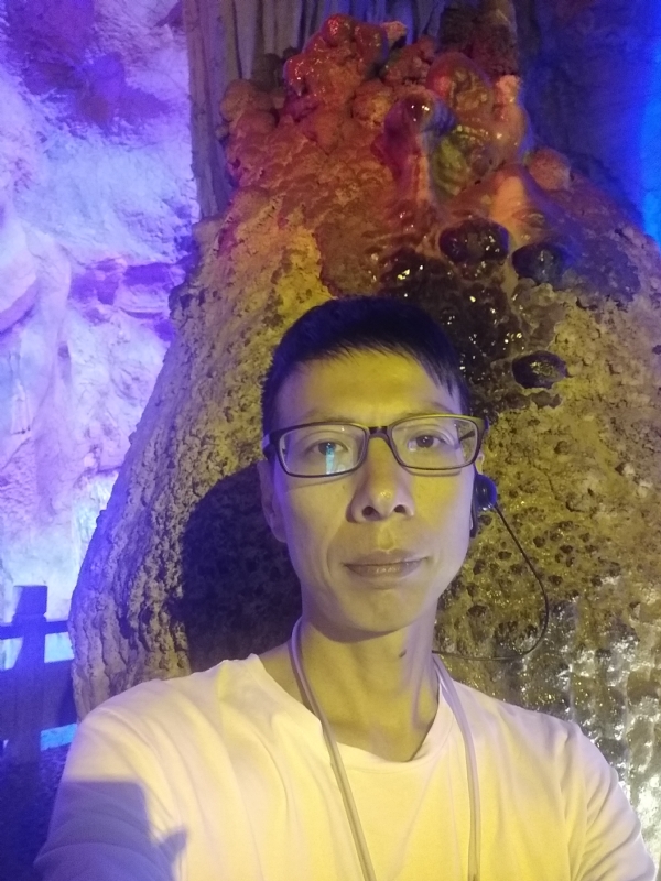红叶的第一张照片--周口相亲服务中心