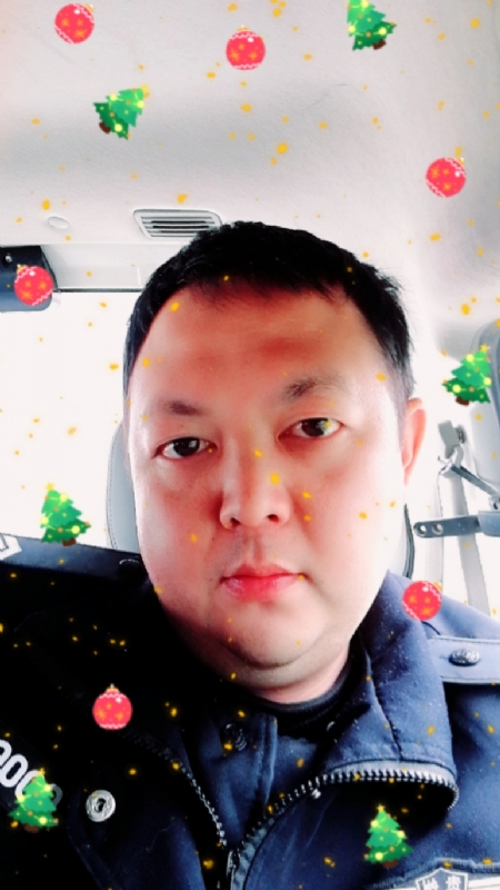 恨孤独的第一张照片--周口相亲服务中心