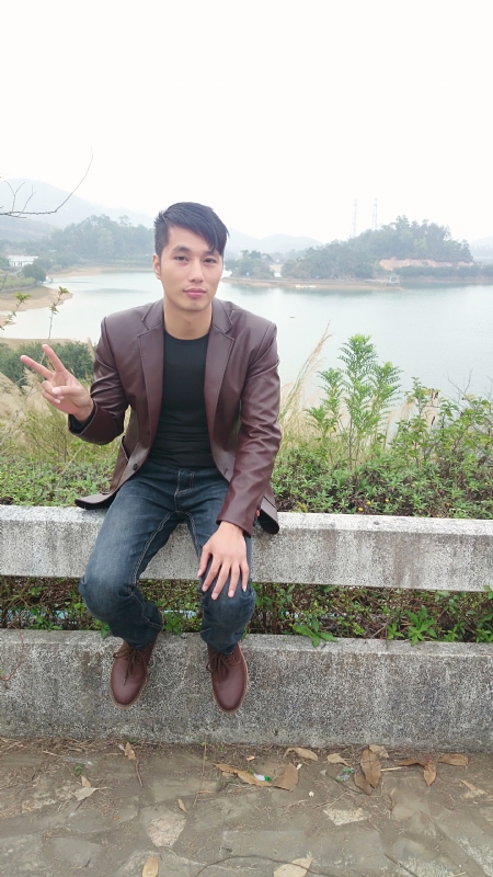 达尔的第一张照片--周口相亲服务中心