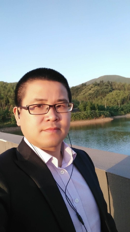 顾律师的第三张照片--周口相亲服务中心