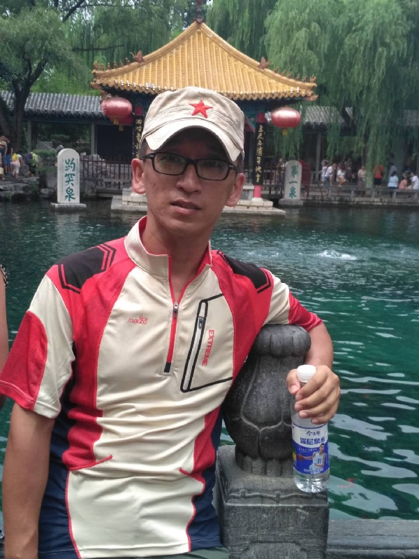 晓峰的第一张照片--周口相亲服务中心