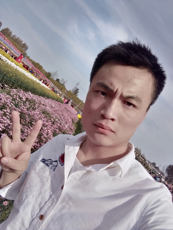 心碎无痕的第二张照片--周口相亲服务中心