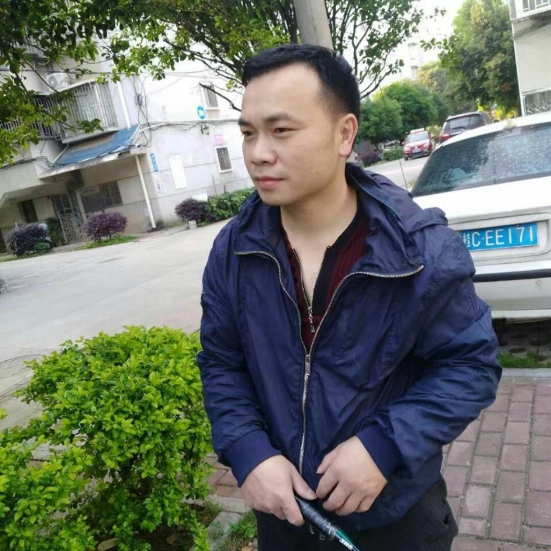 灰色足迹的第一张照片--周口相亲服务中心