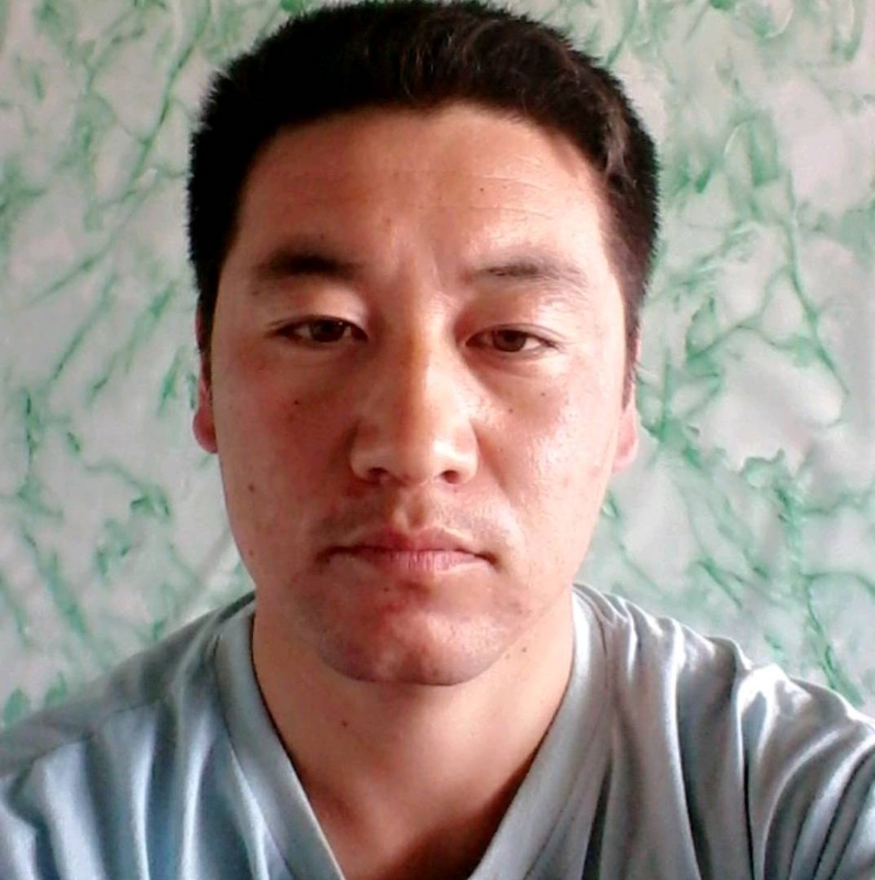 寻找另一半的第三张照片--周口相亲服务中心