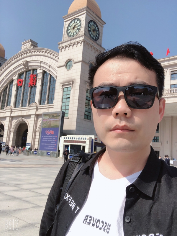 楚河畔的第一张照片--周口相亲服务中心