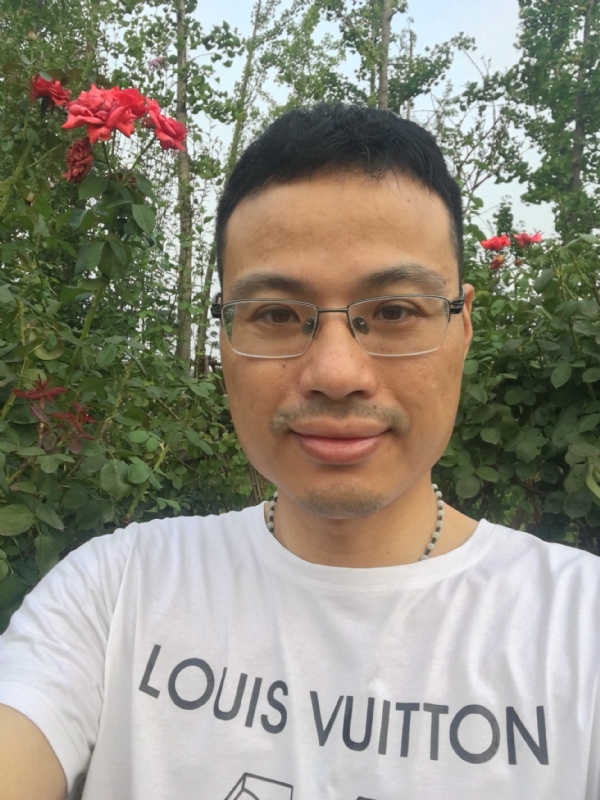 牛仔哥的第二张照片--周口相亲服务中心