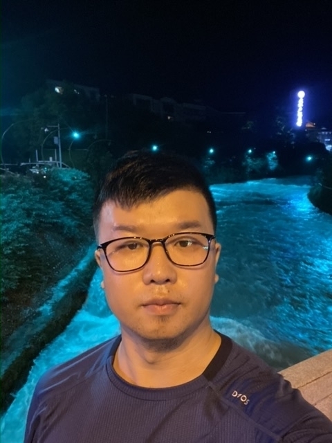 你在哪里的第一张照片--周口相亲服务中心