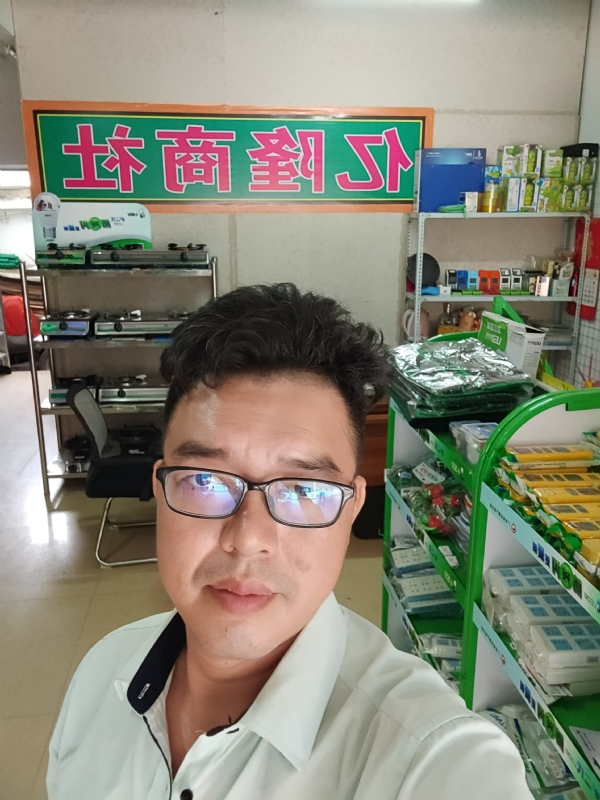 亿隆的第三张照片--周口相亲服务中心