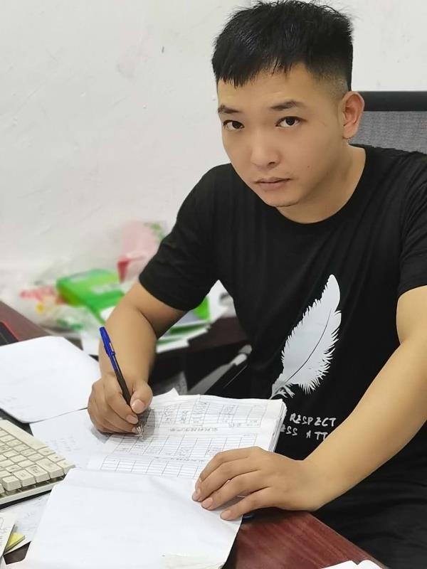 寻找另一伴的第一张照片--周口相亲服务中心