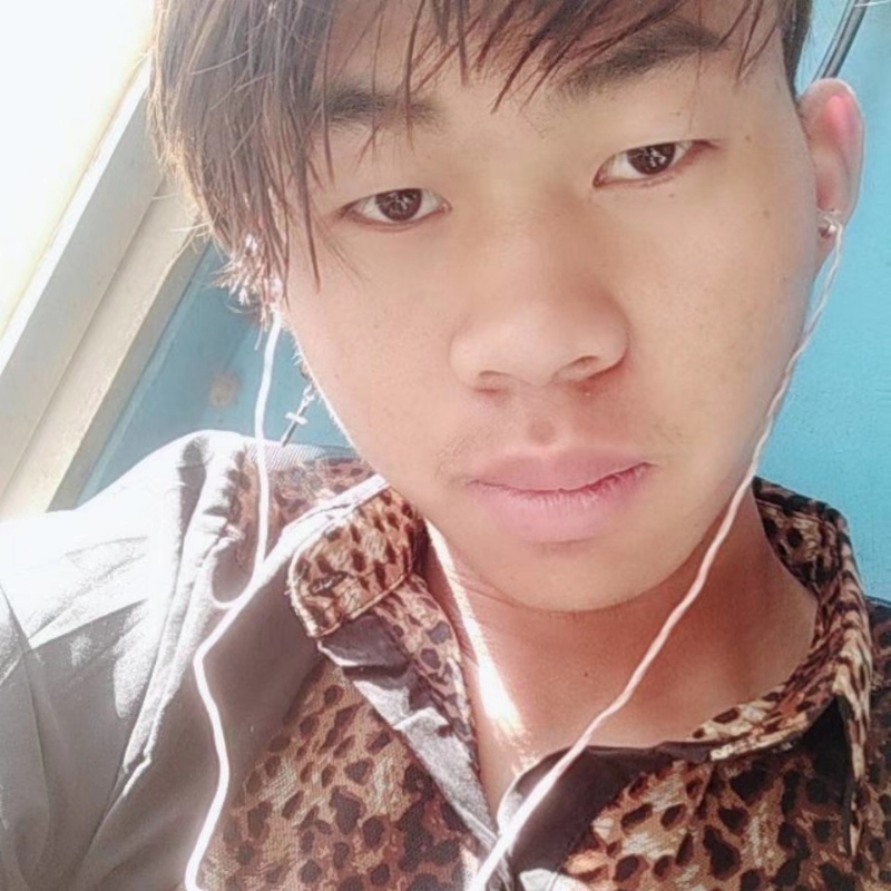 少年不在少的第三张照片--周口相亲服务中心