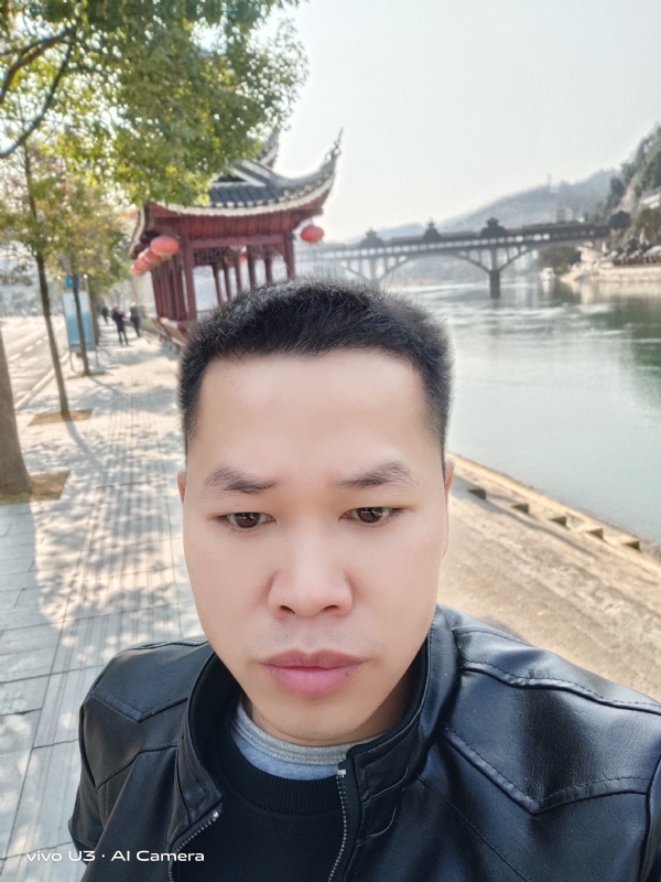 啊锦的第一张照片--周口相亲服务中心