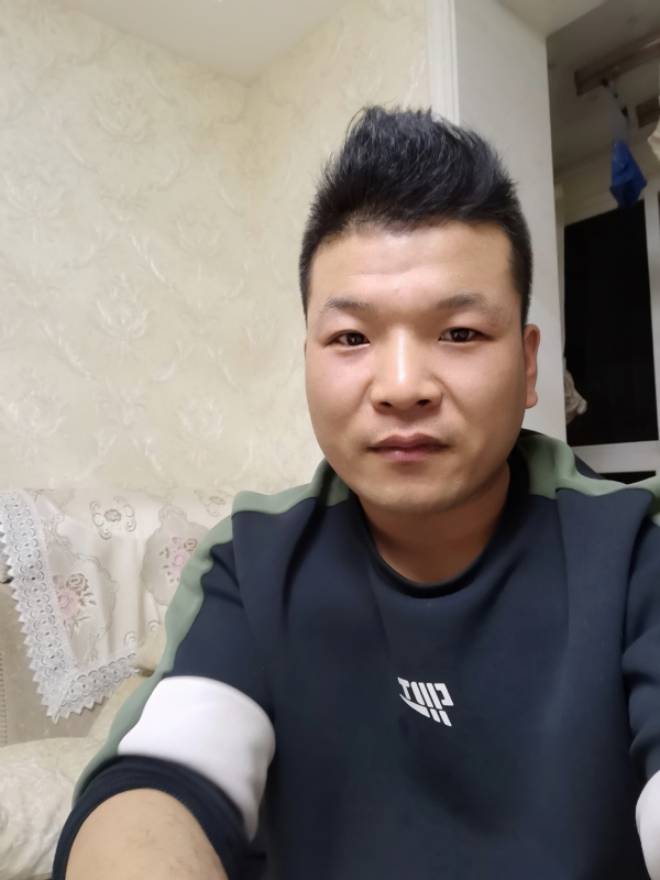 小猪猪的第一张照片--周口相亲服务中心