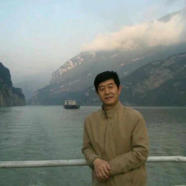 优秀善良1.78的第二张照片--周口相亲服务中心