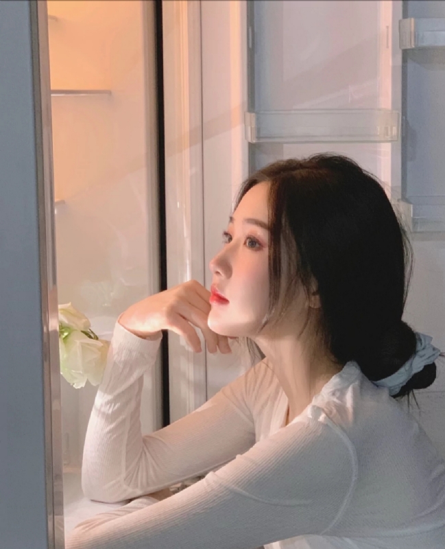 風吹過臉頰的第一张照片--周口相亲服务中心