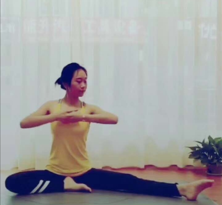 静静子的第一张照片--周口相亲服务中心