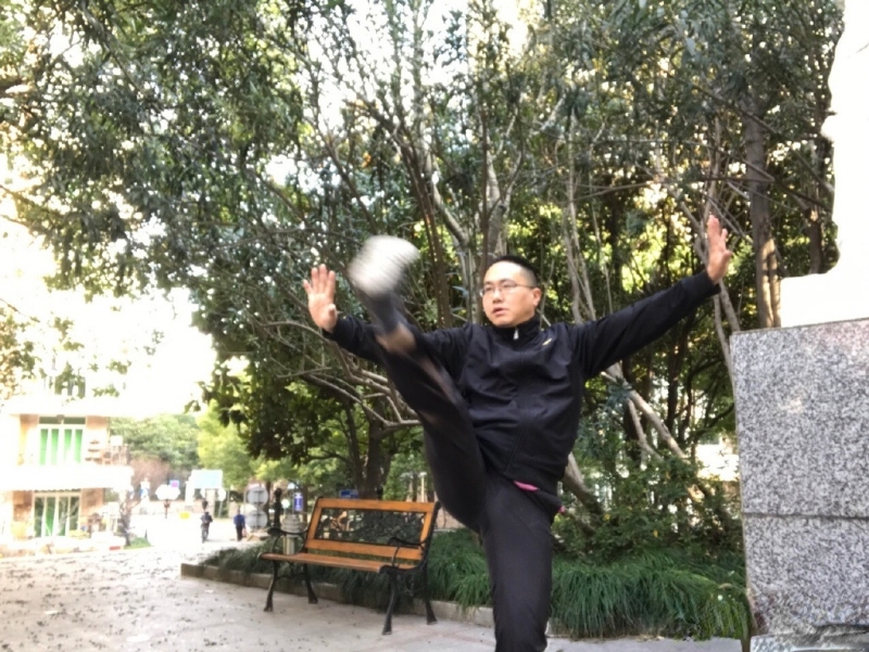自故深情好受伤的第三张照片--周口相亲服务中心