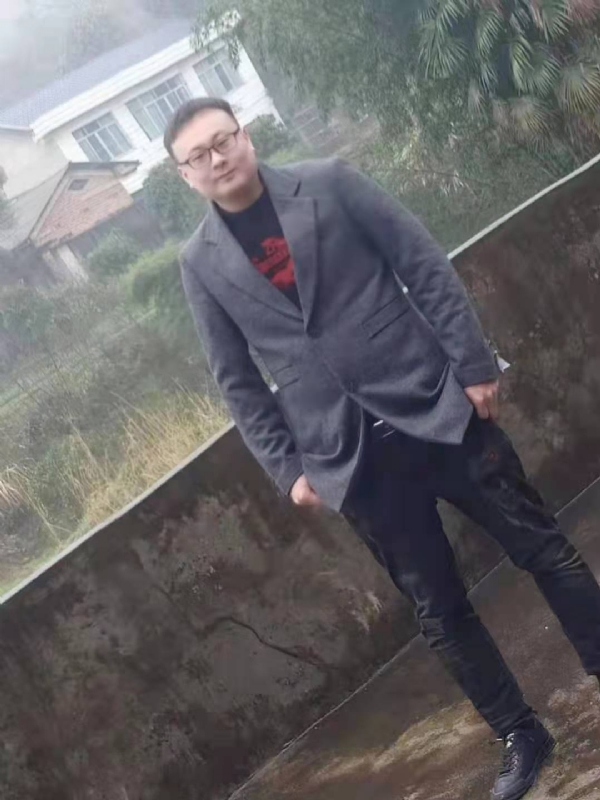 冰城的第二张照片--周口相亲服务中心