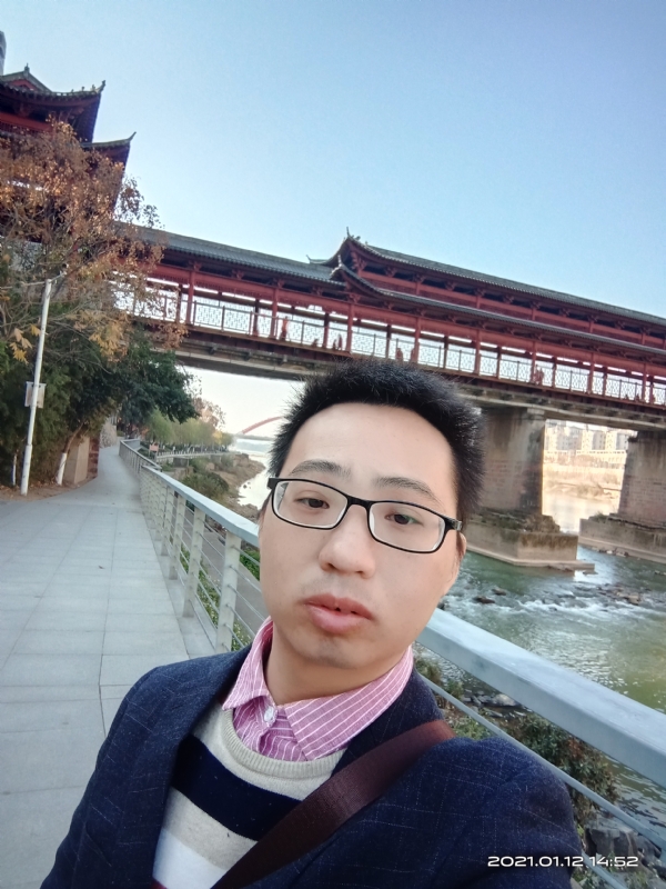碧血丹心的第二张照片--周口相亲服务中心