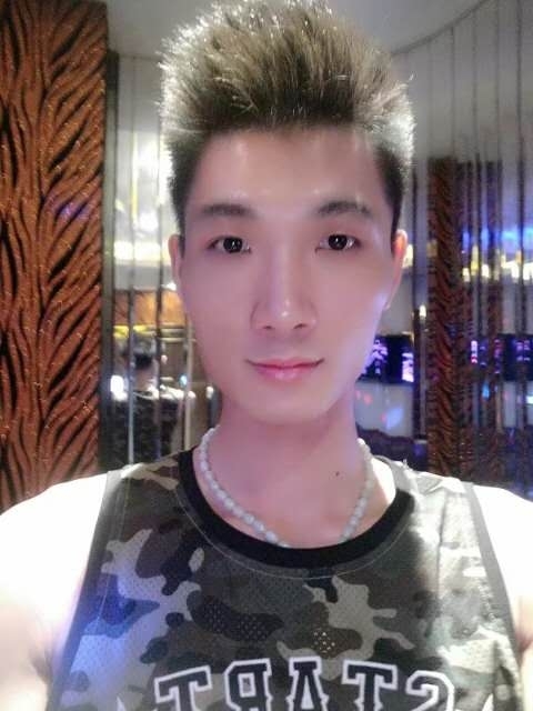 人生如戏的第一张照片--周口相亲服务中心