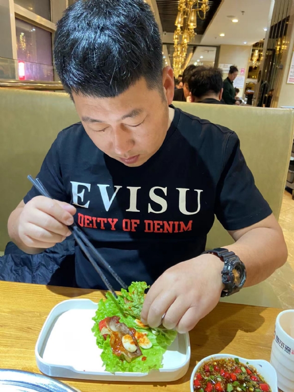 砒霜的第一张照片--周口相亲服务中心