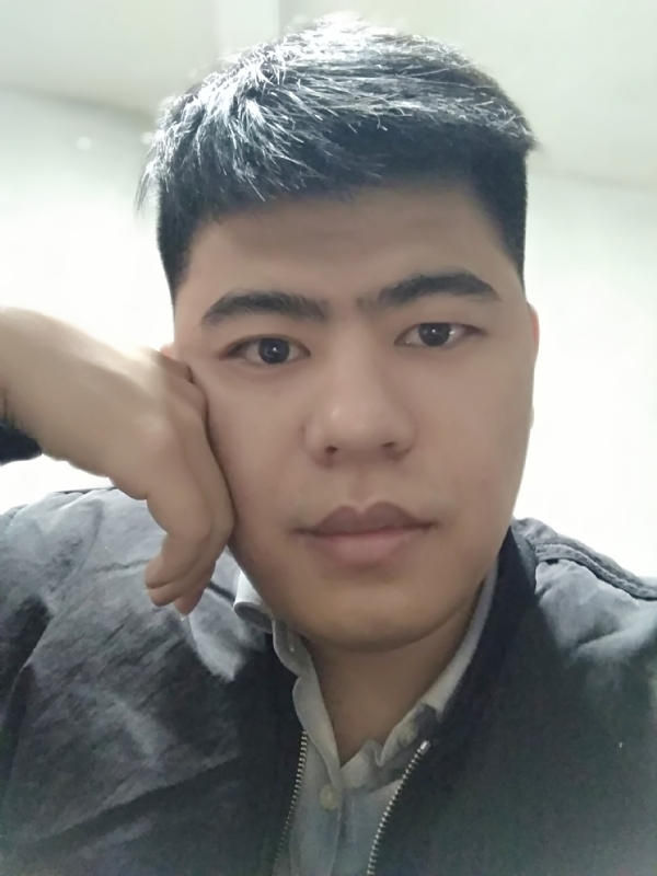 爱笑的人的第一张照片--周口相亲服务中心
