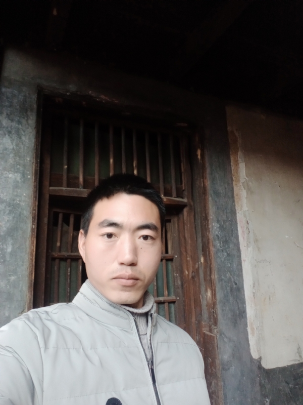 嫁与娶的第一张照片--周口相亲服务中心