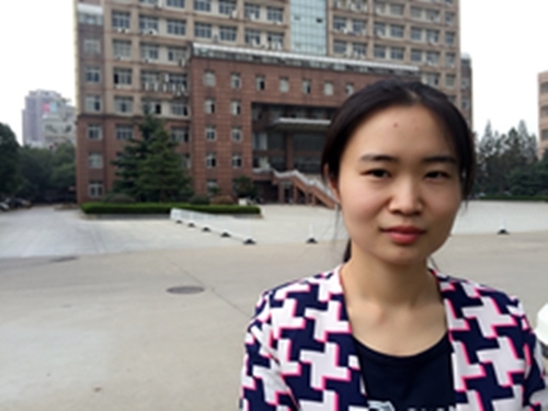 女儿征婚的第一张照片--周口相亲服务中心