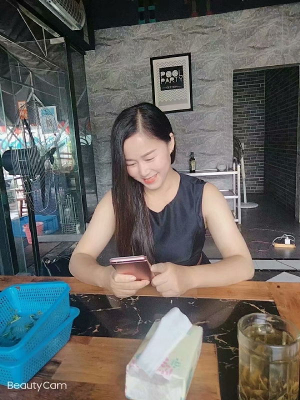 如不坚强弱给谁看的第一张照片--周口相亲服务中心