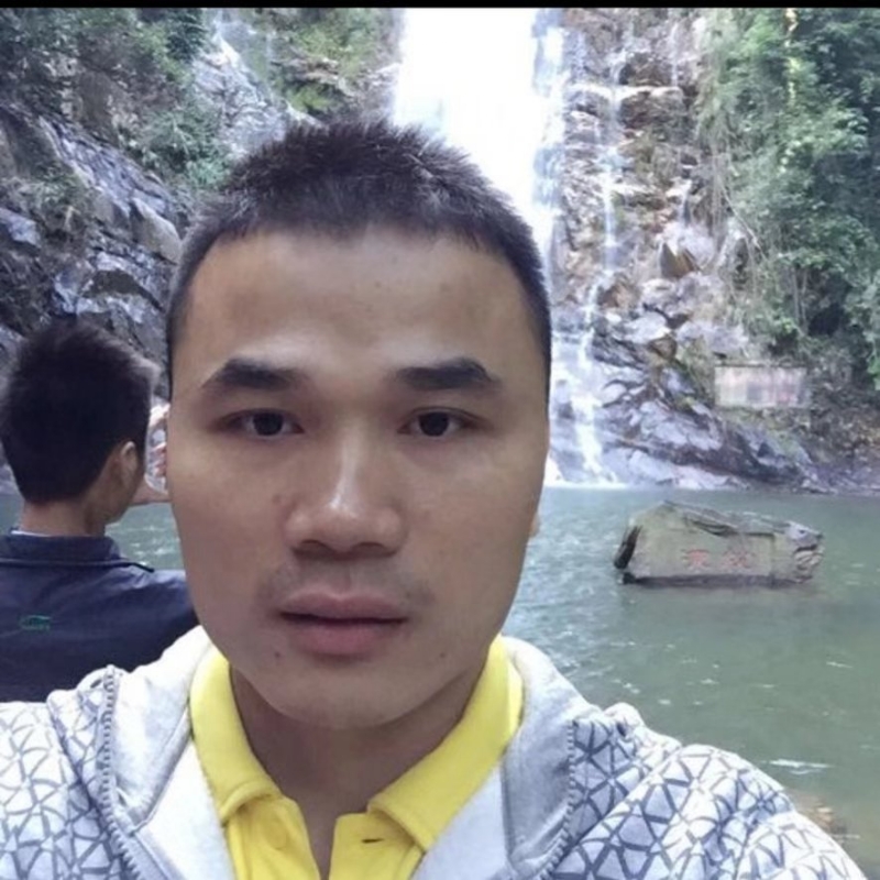 老梁的第一张照片--周口相亲服务中心