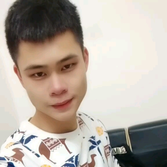 浪子的第一张照片--周口相亲服务中心