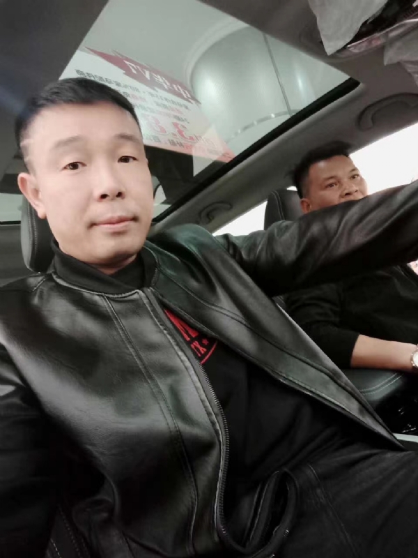 醉红尘的第一张照片--周口相亲服务中心