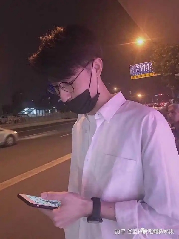 情圣的第二张照片--周口相亲服务中心