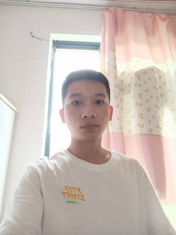朱公子的第三张照片--周口相亲服务中心