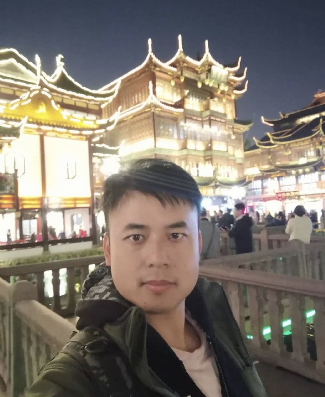 何先生he的第一张照片--周口相亲服务中心