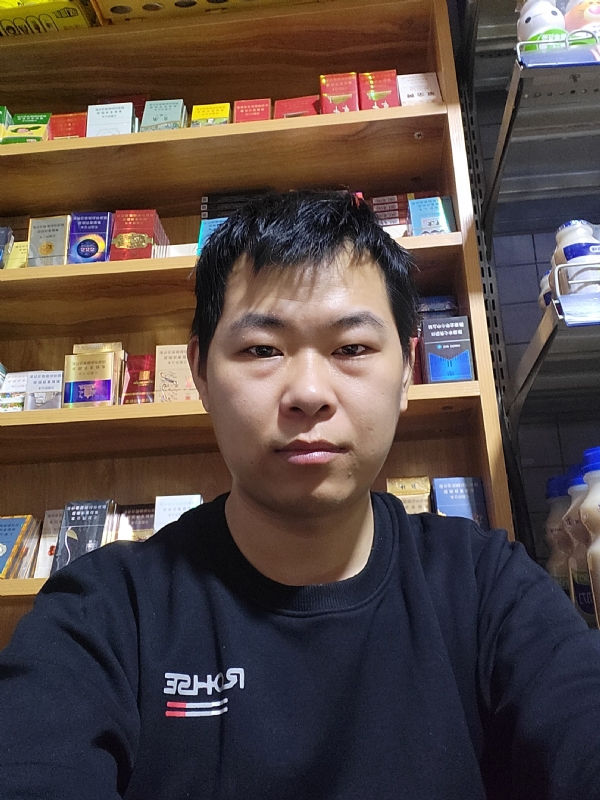路途中的暖风的第一张照片--周口相亲服务中心