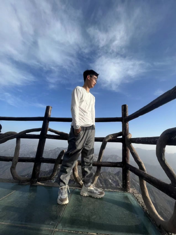 怜ぁ熙的第一张照片--周口相亲服务中心