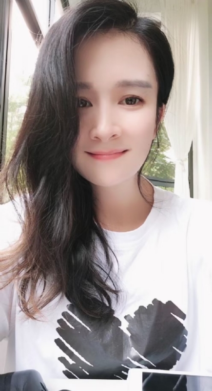 晨曦的第一张照片--周口相亲服务中心