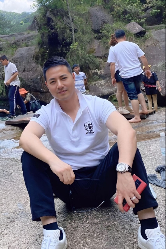 勿忘初心的第三张照片--周口相亲服务中心