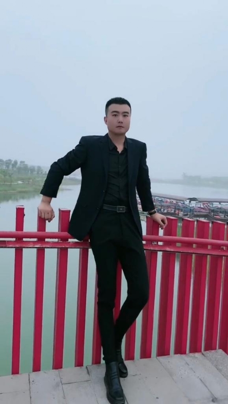 Albert的第一张照片--周口相亲服务中心