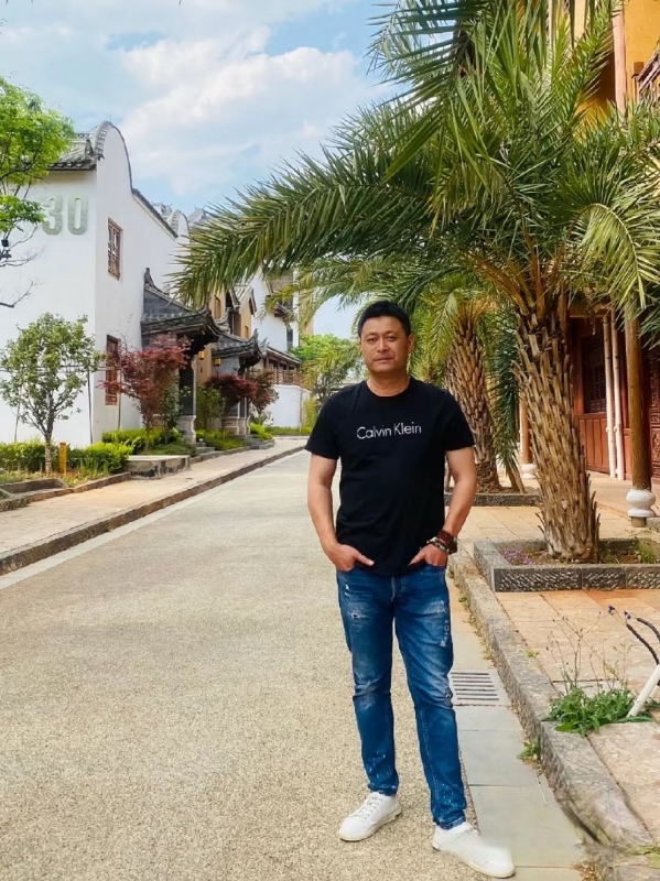 莪、蓶伱专属的第一张照片--周口相亲服务中心