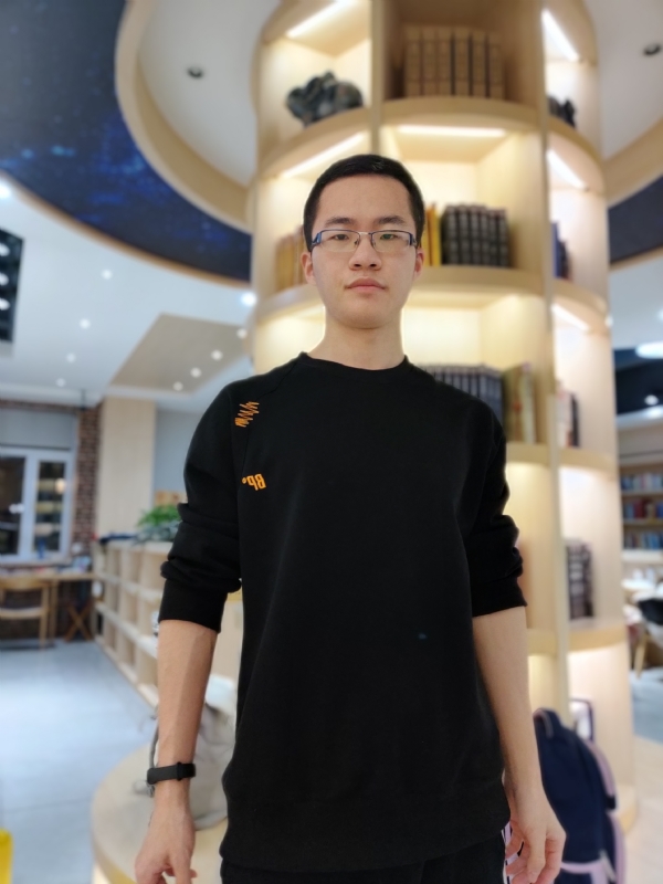 轩墨的第一张照片--周口相亲服务中心