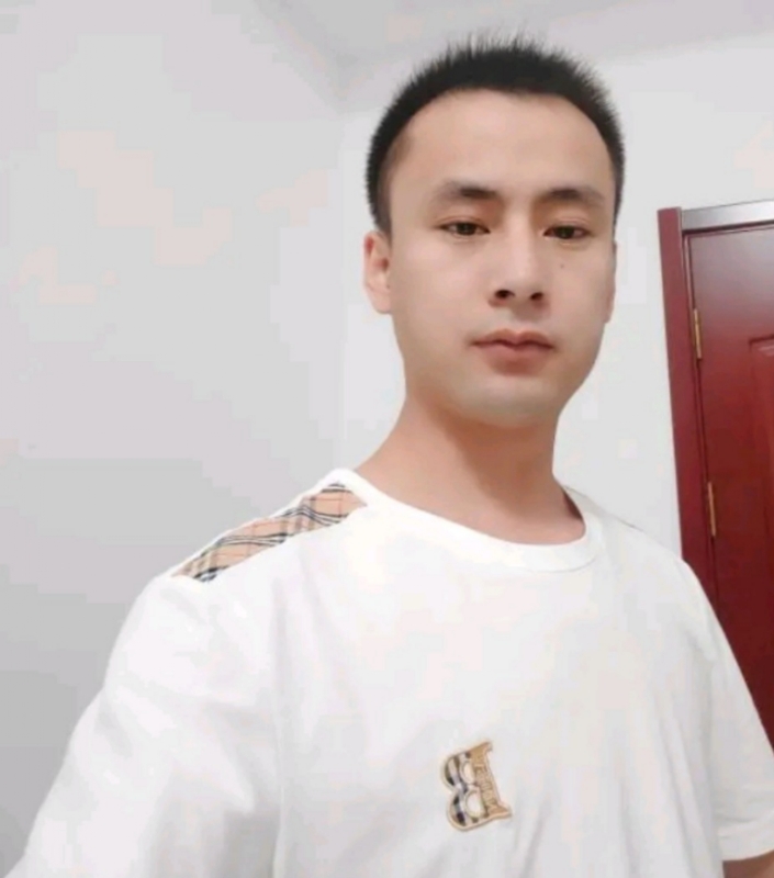 海阔天空的第一张照片--周口相亲服务中心