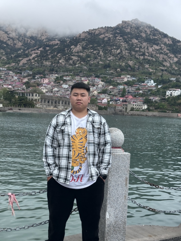 谨慎的第一张照片--周口相亲服务中心
