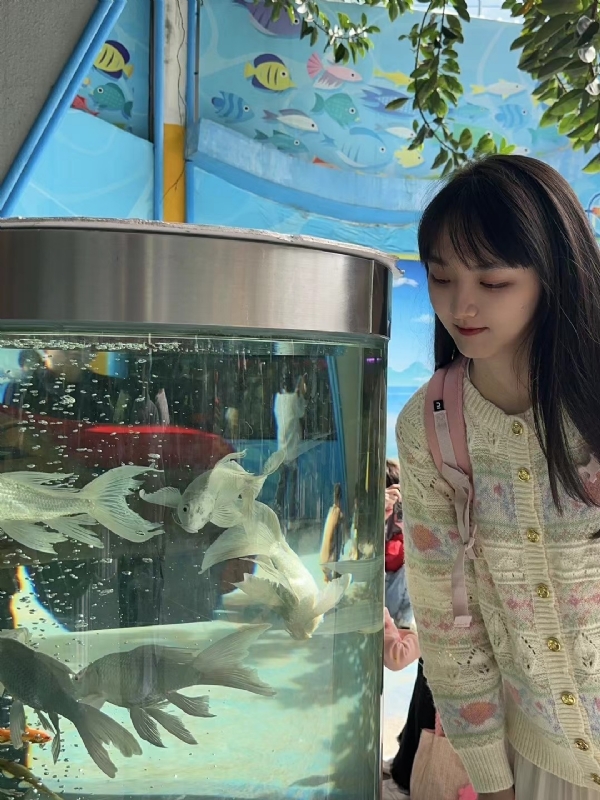 yiyi的第一张照片--周口相亲服务中心